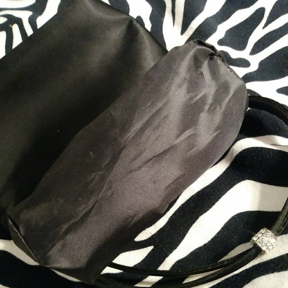 Small black cute hand purse - Picture 7 of 7